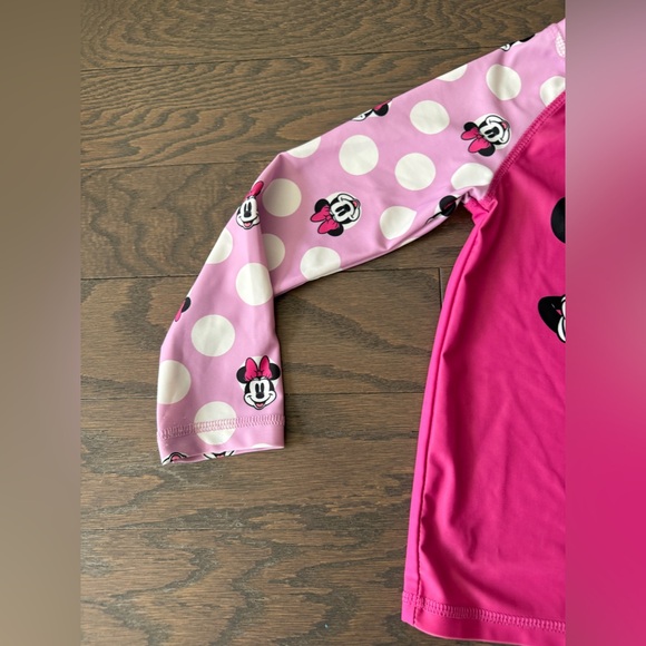 Disney Minnie Mouse Girls Swim Set Rash Guard Bikini XS 4–5 pink - Picture 2 of 16
